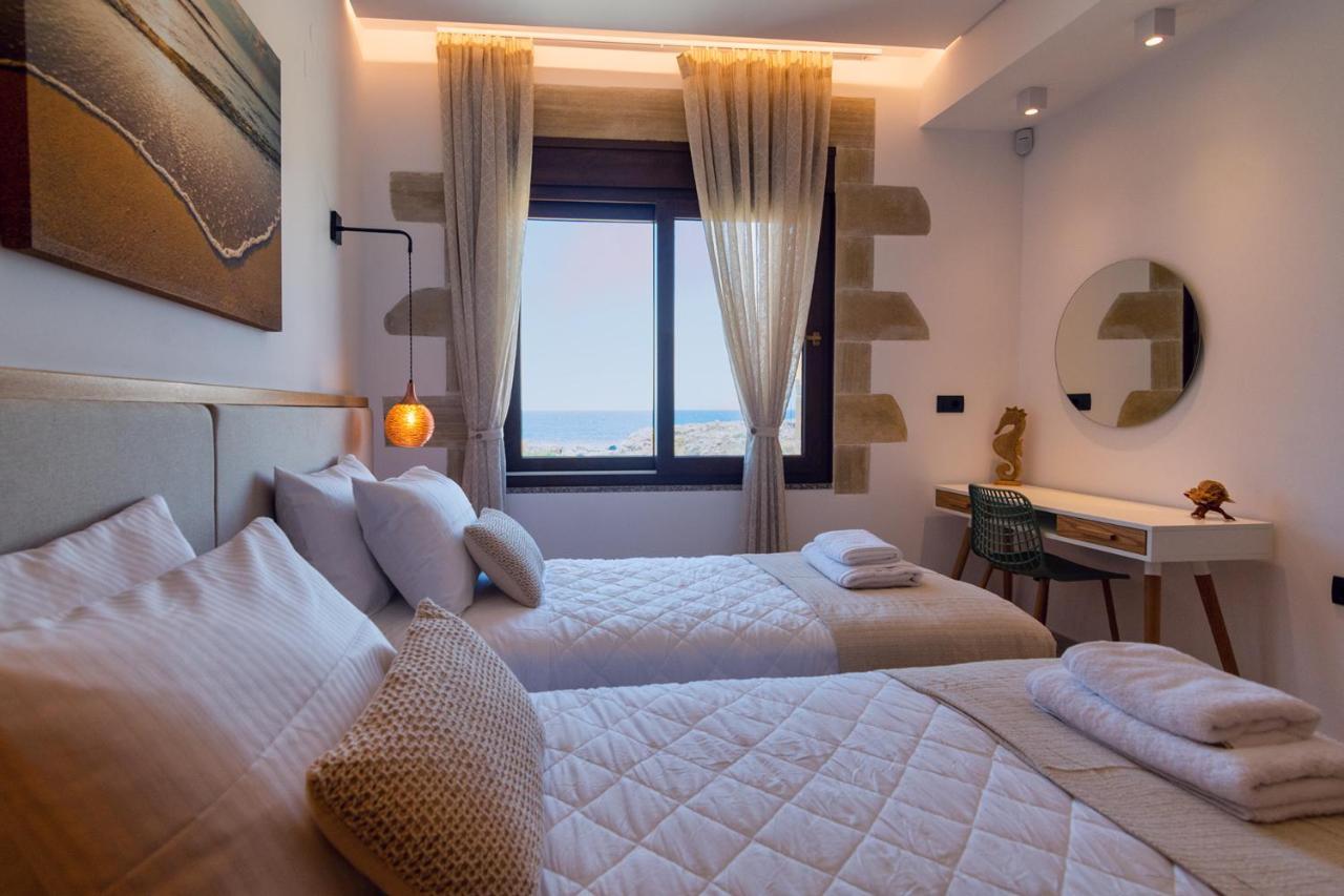פליאוחורה Athinais Villa מראה חיצוני תמונה
